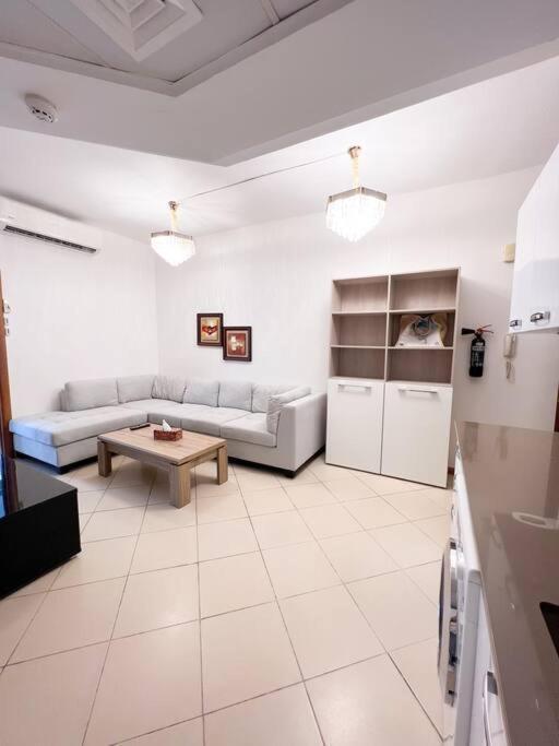 Cozy One Bed D2 1416 Apartment *
