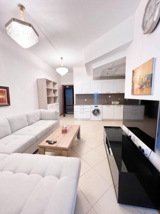 Cozy One Bed D2 1416 Apartment