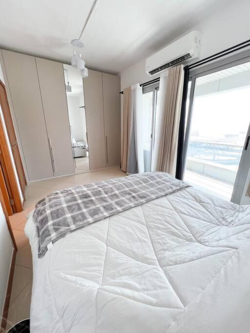 Apartment Cozy One Bed D2 1416 *